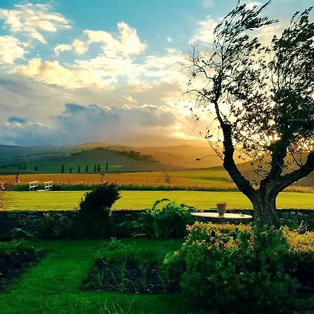Dimora Buonriposo Pienza Country House Курортный комплекс *